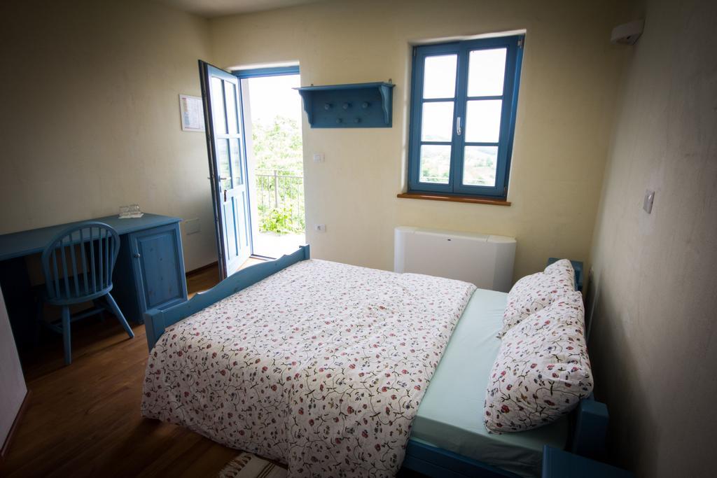 Farmstay Kmetija Stekar Kojsko Quarto foto
